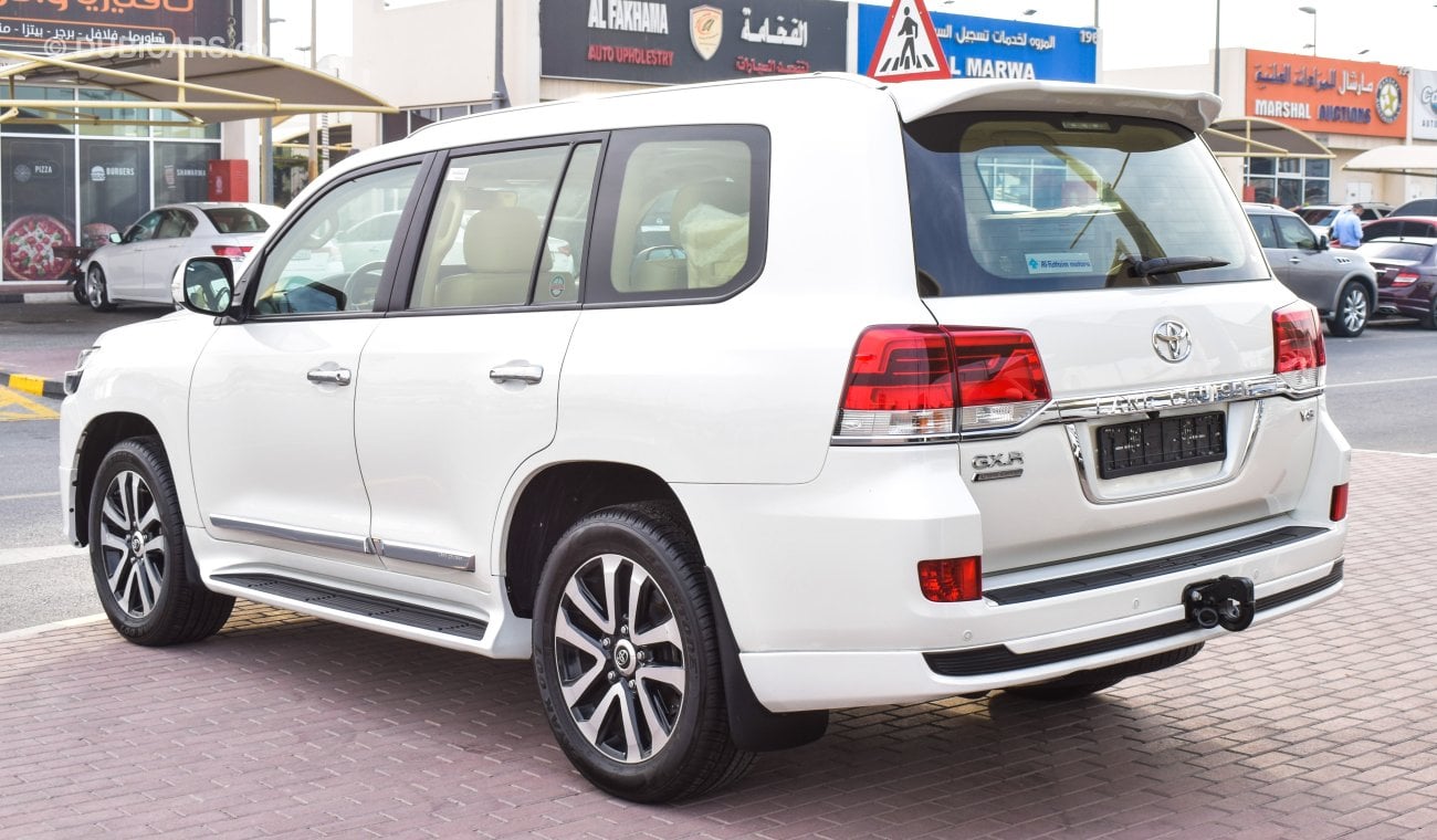 Toyota Land Cruiser GXR Grand Touring V8