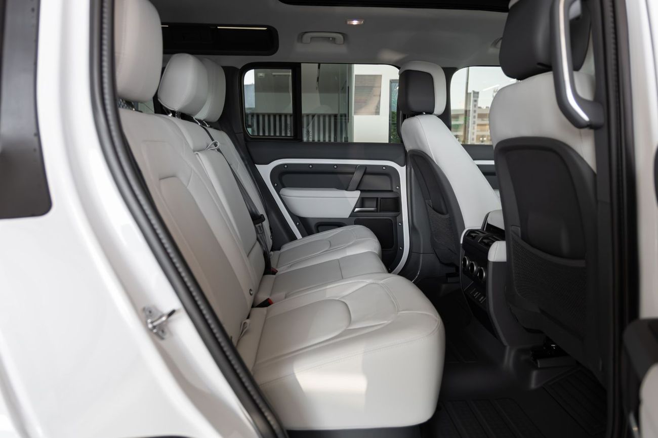 Land Rover Defender Land Rover Defender X-Dynamic HSE P400 - 2026 - GCC (Export)