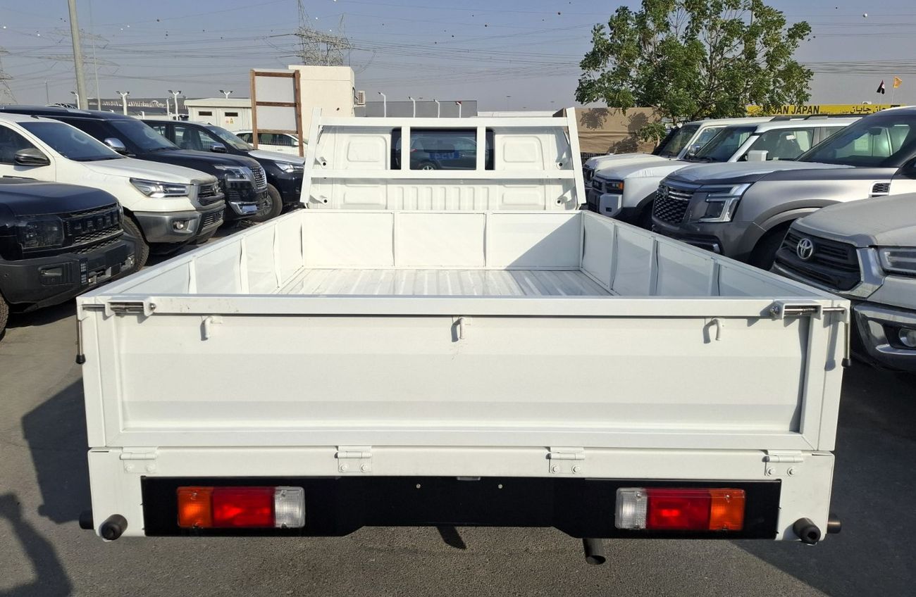 Toyota Tamaraw Toyota Hilux Tamaraw 2.4L 2026 SC Pickup Diesel White (Export Only)