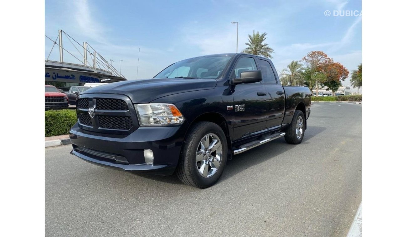 RAM 1500 Laramie Crew Cab AMERICAN SPEC NEAT AND CLEAN