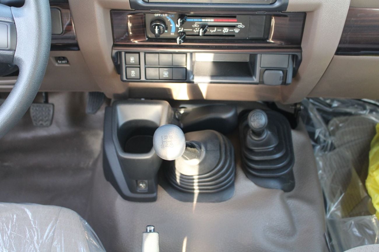 Toyota Land Cruiser 70 TOYOTA LANDCRUISER 78 2.8L DIESEL 4WD E MANUAL