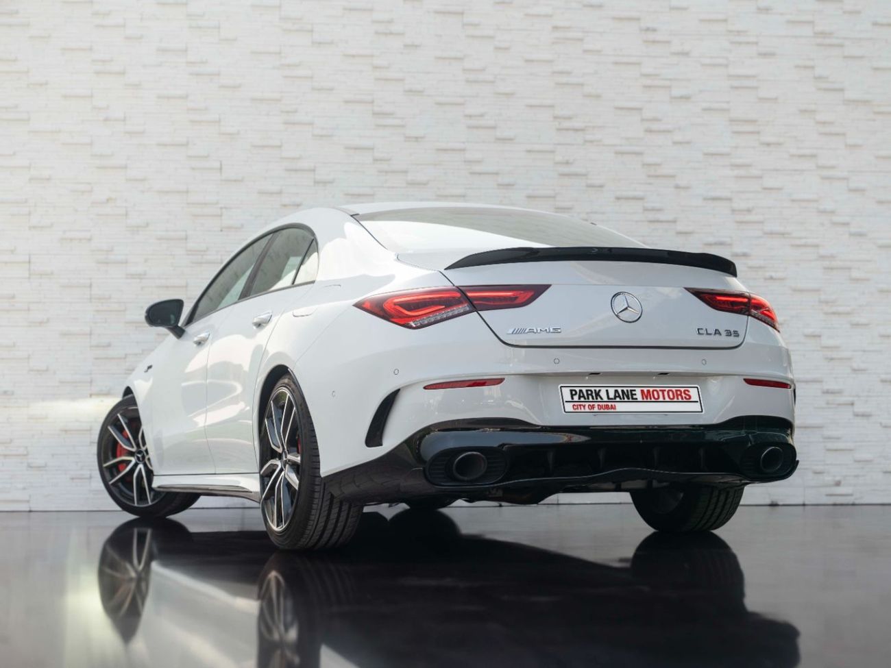 مرسيدس بنز CLA 35 AMG Std 2.0L