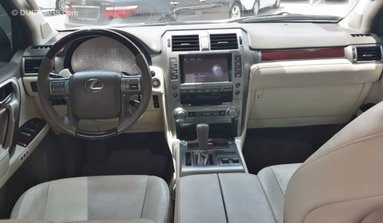 لكزس GX 460 السياراة نظيفة جدا في حالة ممتازة ضمان شاسيه جير ماكينة