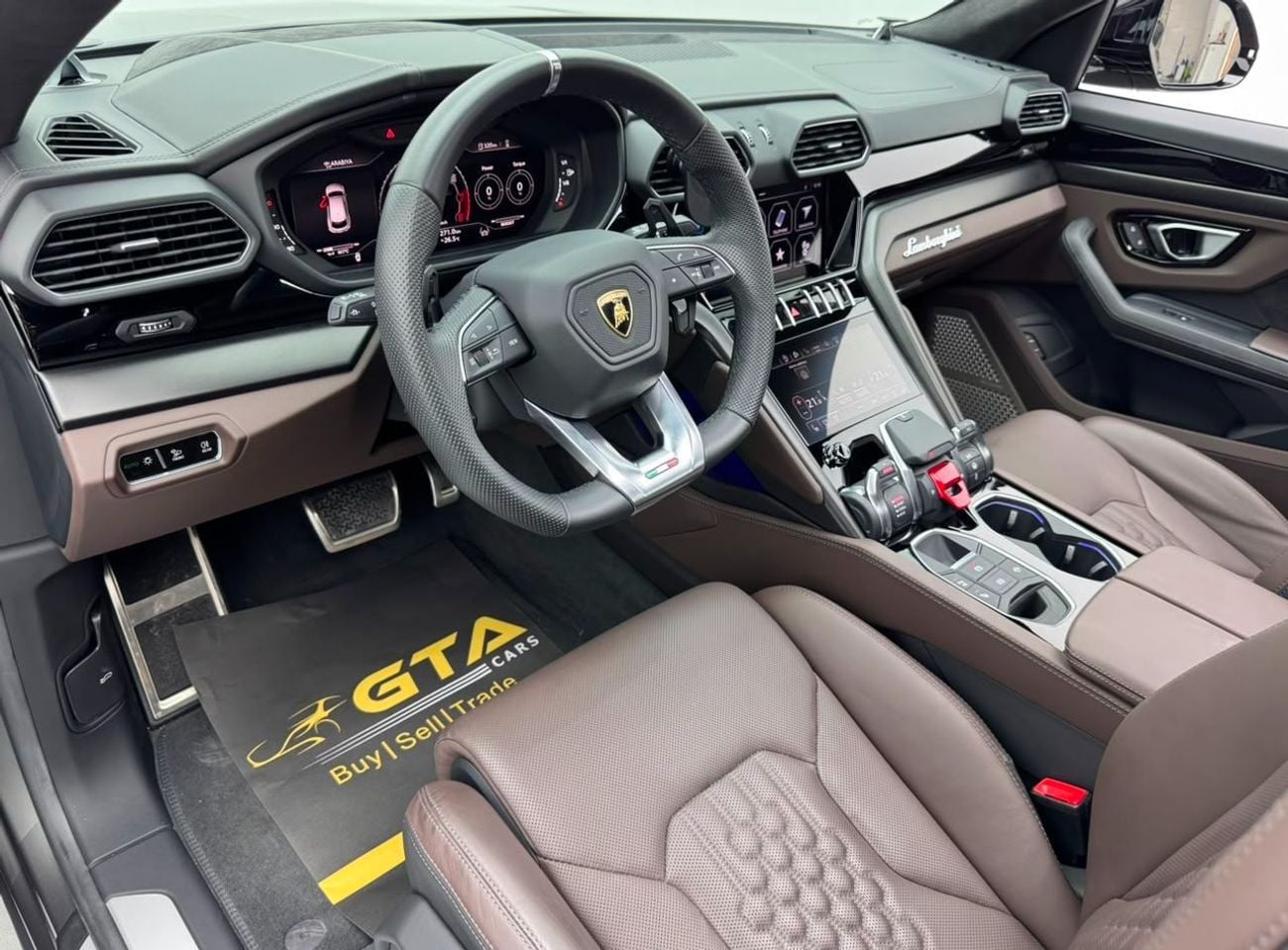 Lamborghini Urus S 2024 Lamborghini Urus S, Warranty, Very Low Km, Fully Loaded, Excellent Condition, European