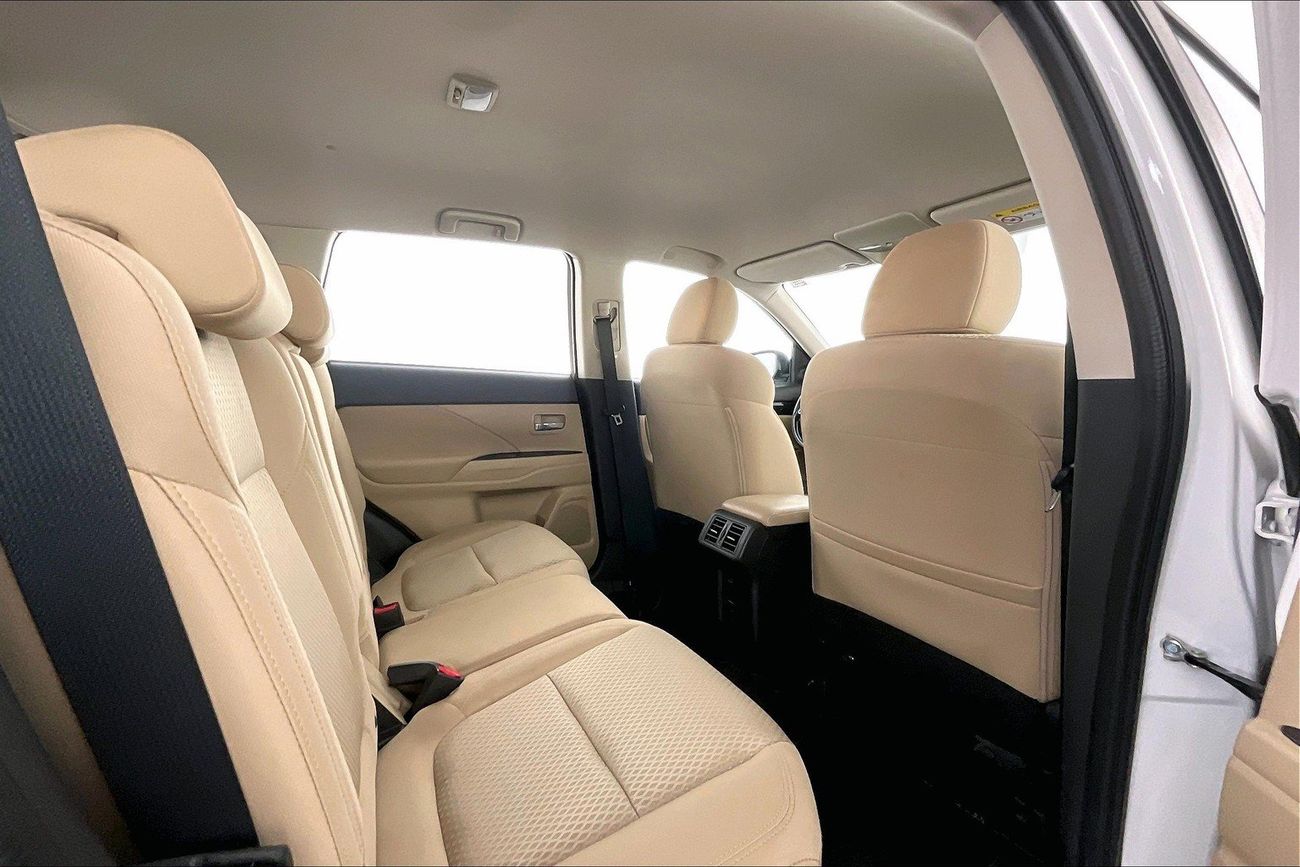 Mitsubishi Outlander GLX Basic | Guaranteed Warranty | 0 Down Payment