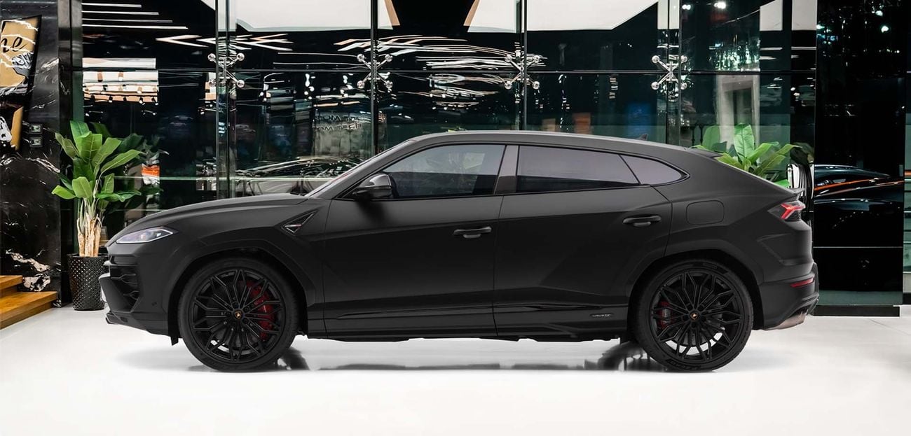 لامبورغيني اوروس 4.0L V8 Twin-Turbocharged Engine + eMotor