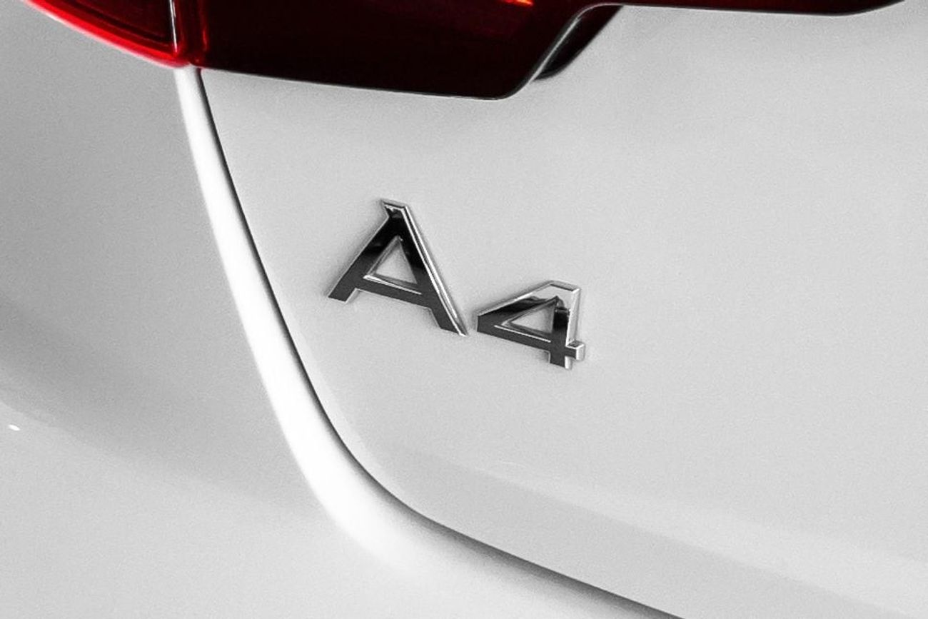 Audi A4 35 TFSI S Line