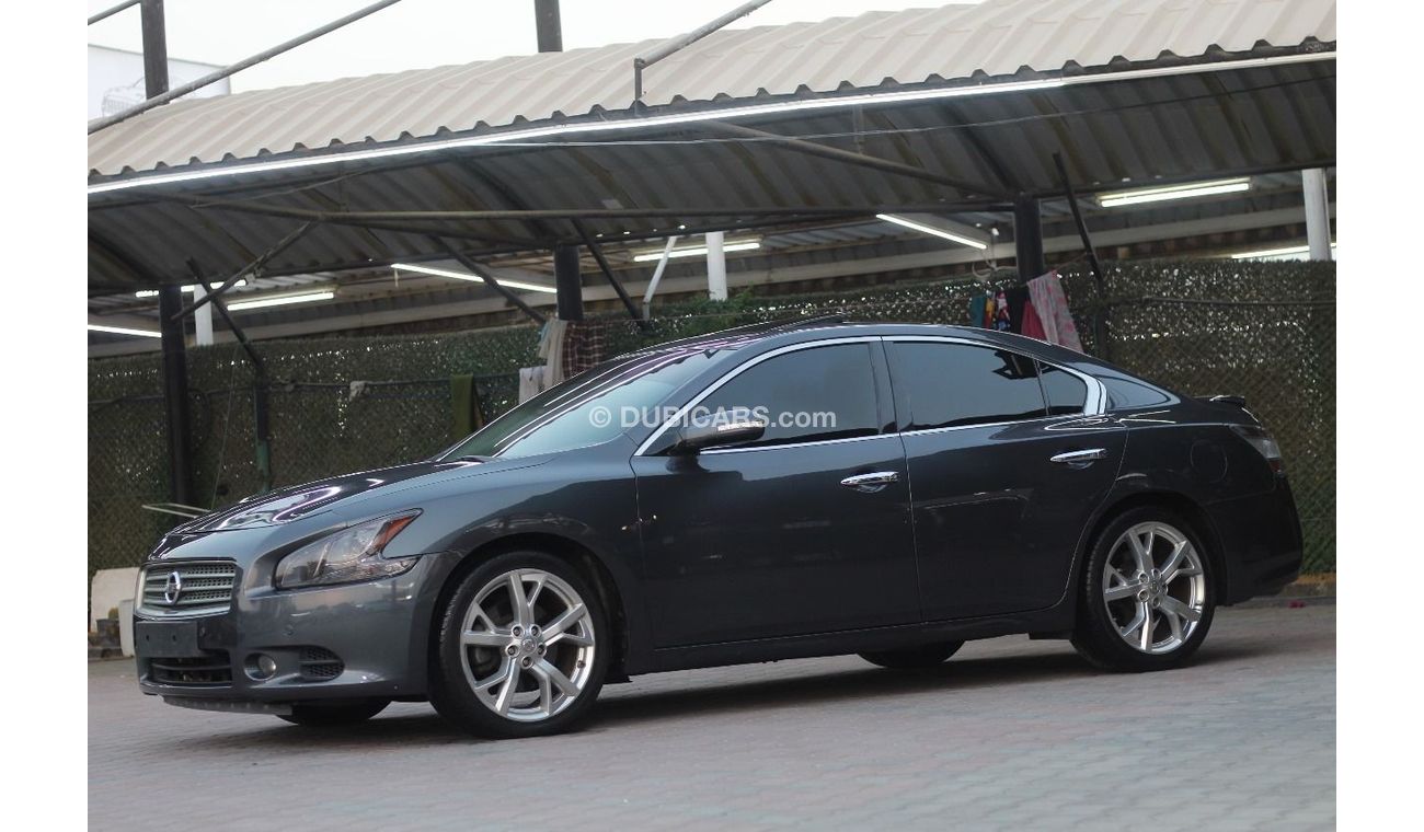 Nissan Maxima SR