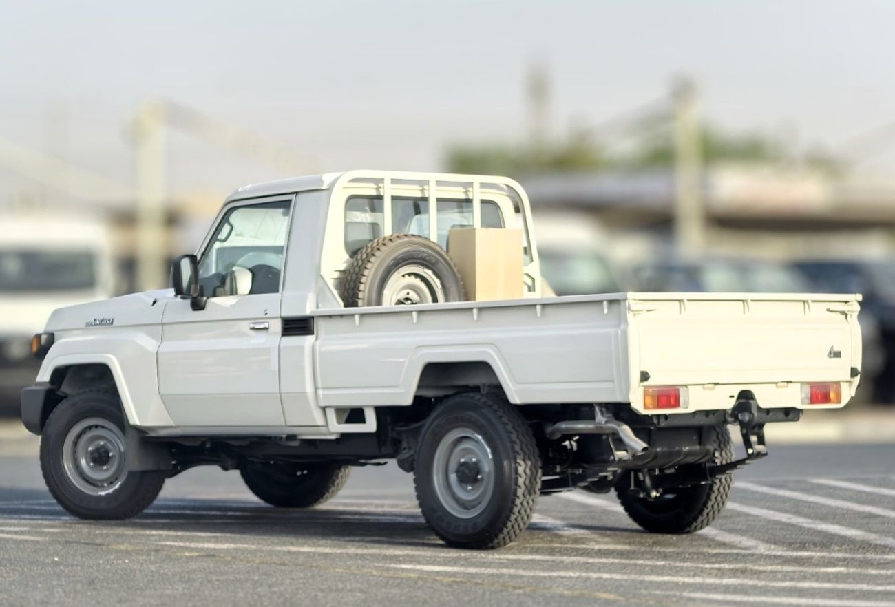 Toyota Land Cruiser Pick Up 2025 TOYOTA LAND CRUISER 79 2.8L SINGLE CABIN M/T