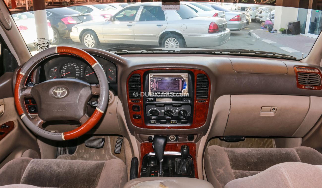 Used Toyota Land Cruiser V8 2001 for sale in Dubai 85800