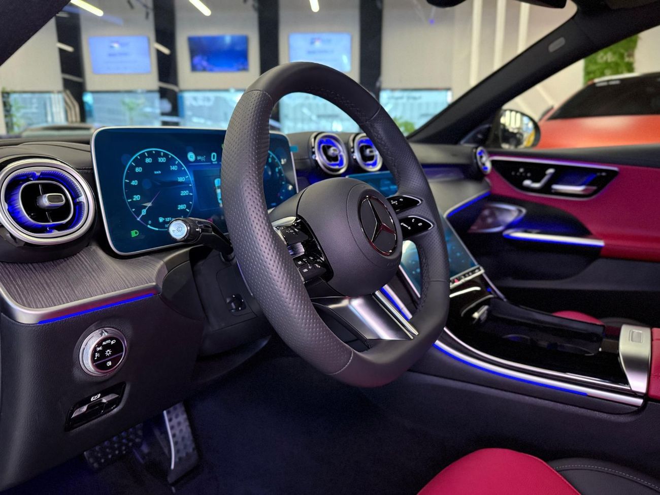 Mercedes-Benz C 200 Premium 2.0L 2025 C200 PREMIUM PLUS - GCC - 5 YEARS DEALER WARRANTY