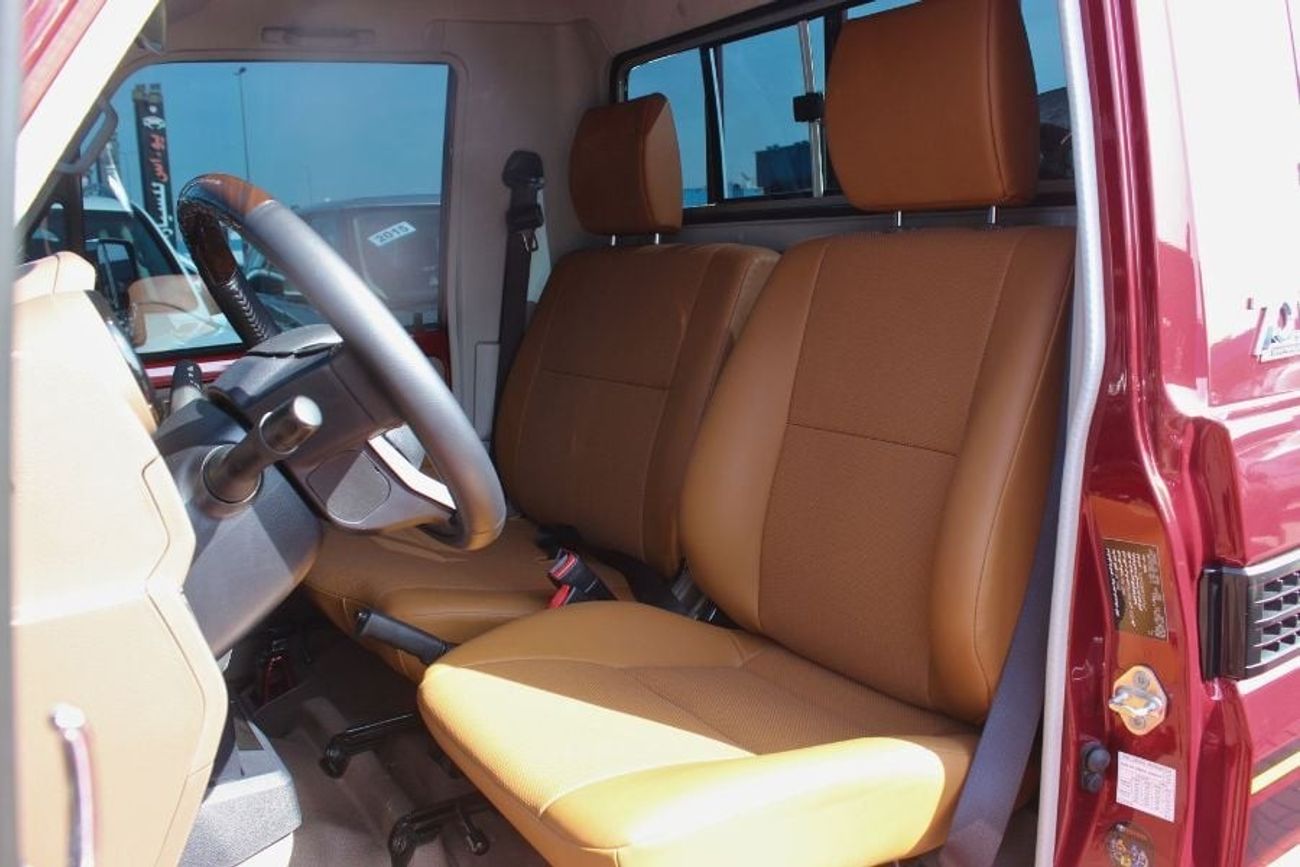 Toyota Land Cruiser Pick Up