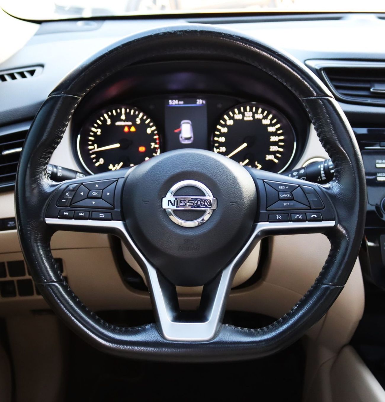 نيسان إكس تريل SV نيسان اكس تريل 2019 فل اوبشن خليجي بحالة ممتازة