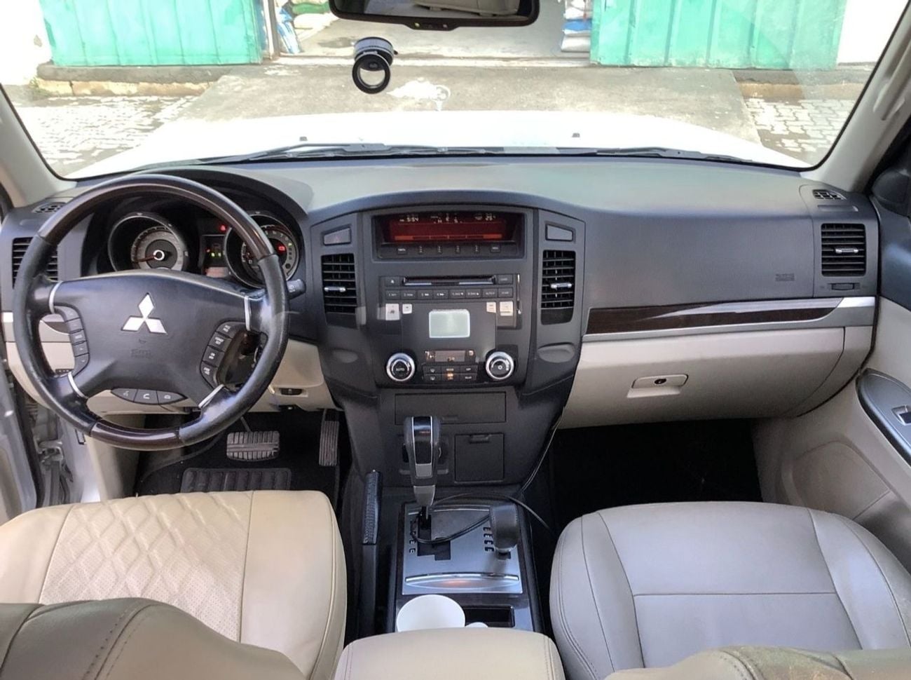 Mitsubishi Pajero GLS 3.5L (189 HP)