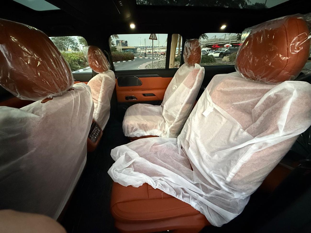 ROX 01 NEW ARRIVAL ROX 01 / 2026 / 7 SEATS / LONG RANGE / WITH WARRANTY EVS 5 YEARS WITH SERVICE CONTRACT