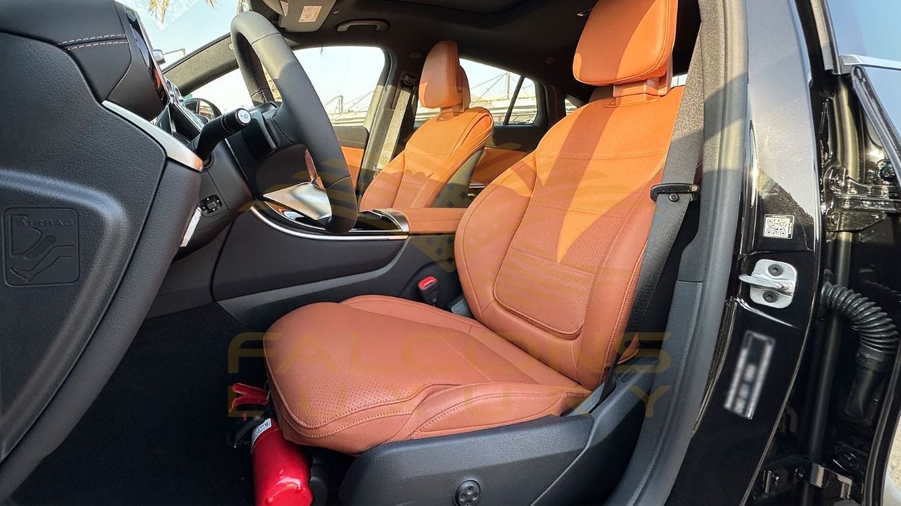 مرسيدس بنز GLC 300 2026 Mercedes-Benz GLC Coupe GLC 300 AMG 4MATIC - Korean Specs