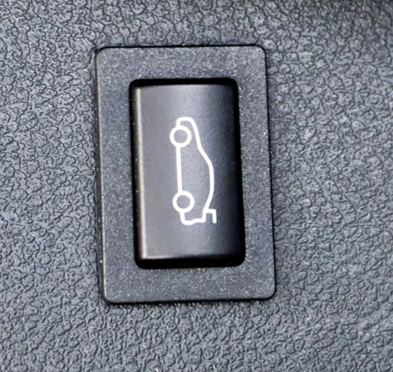 بي أم دبليو 520i بي إم دبليو | ٥٢٠i M-KIT | ٢٠٢٠ دول مجلس التعاون الخليجي | سجل صيانة كامل | بدون حوادث | طلاء أصلي |