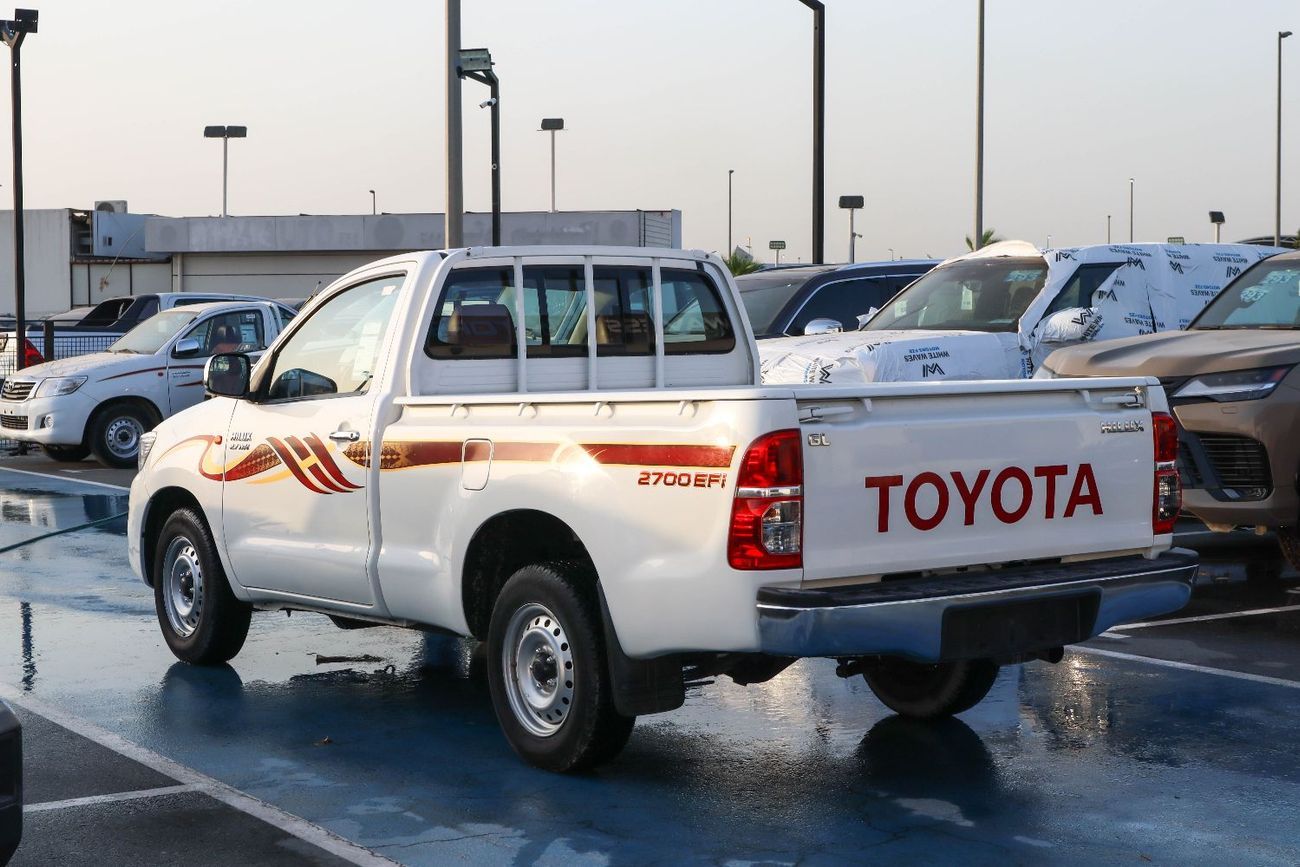 Toyota Hilux toyota hilux 2.7L 2013 model kilometer 6577