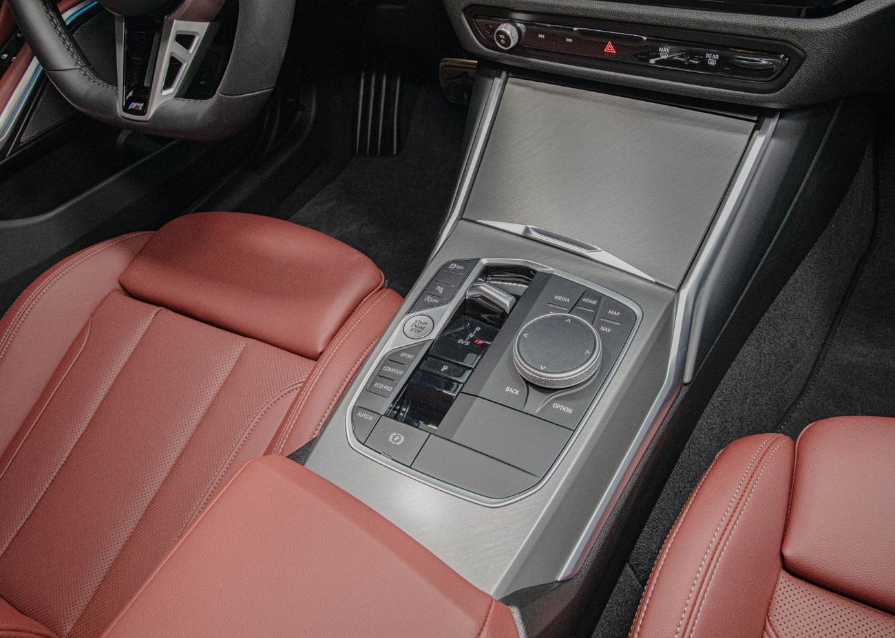 BMW 318i M-Sport • Agency Warranty + Service Contract 2030 • GCC