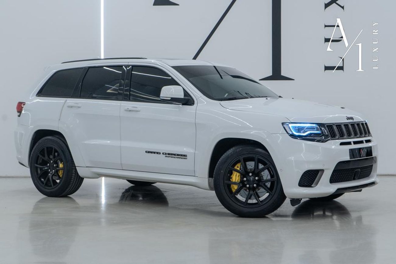 جيب جراند شيروكي Trackhawk 6.2L 2018 Jeep Grand Cherokee SC, Warranty, Full Jeep Service History, 707HP, GCC