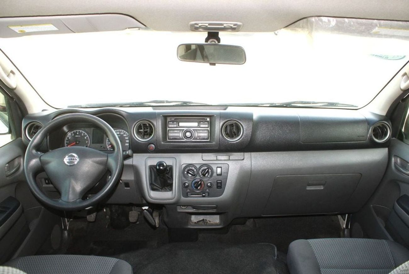 Nissan Urvan Microbus 2.5L M/T Petrol