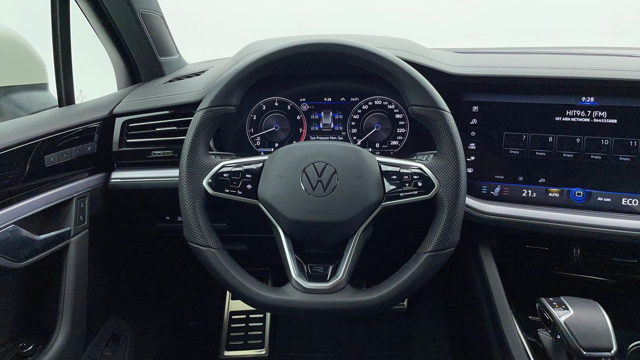 Volkswagen Touareg R LINE 3 | Zero Down Payment | Free Home Test Drive