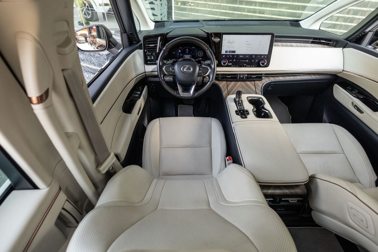 لكزس LM 350h STD (NON GCC) Lexus LM350h 2024 European Specs | Warranty