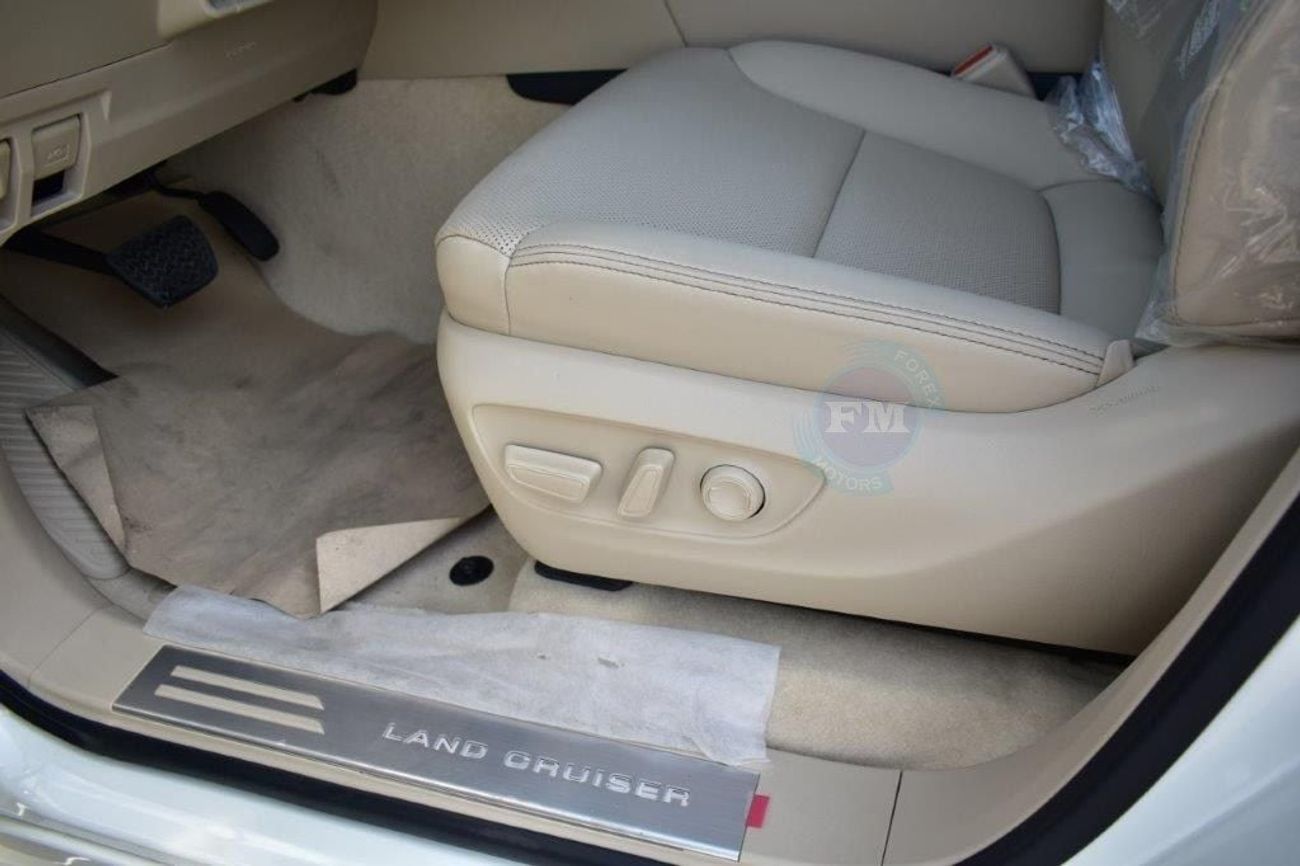 Toyota Land Cruiser 300 GXR-V V6 3.3L Diesel 7 Seater Automatic