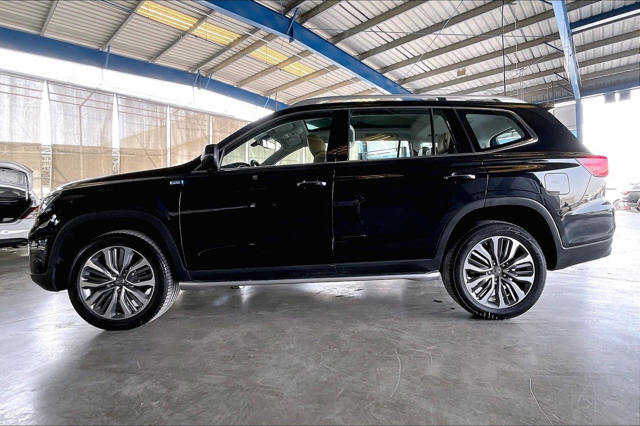 أم جي RX8 Luxury | شامل الضمان | 0 ﺪﻔﻋﺓ ﺃﻮﻟﻯ