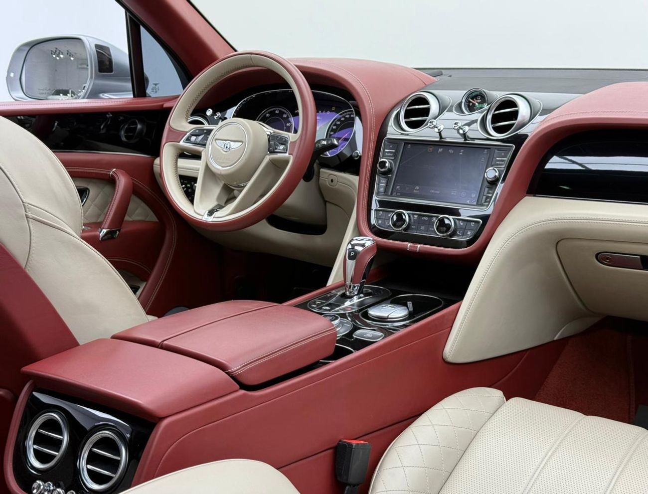 Bentley Bentayga 2017 Bentley Bentayga First Edition W12, Service History, Fully Loaded, Excellent Condition, GCC