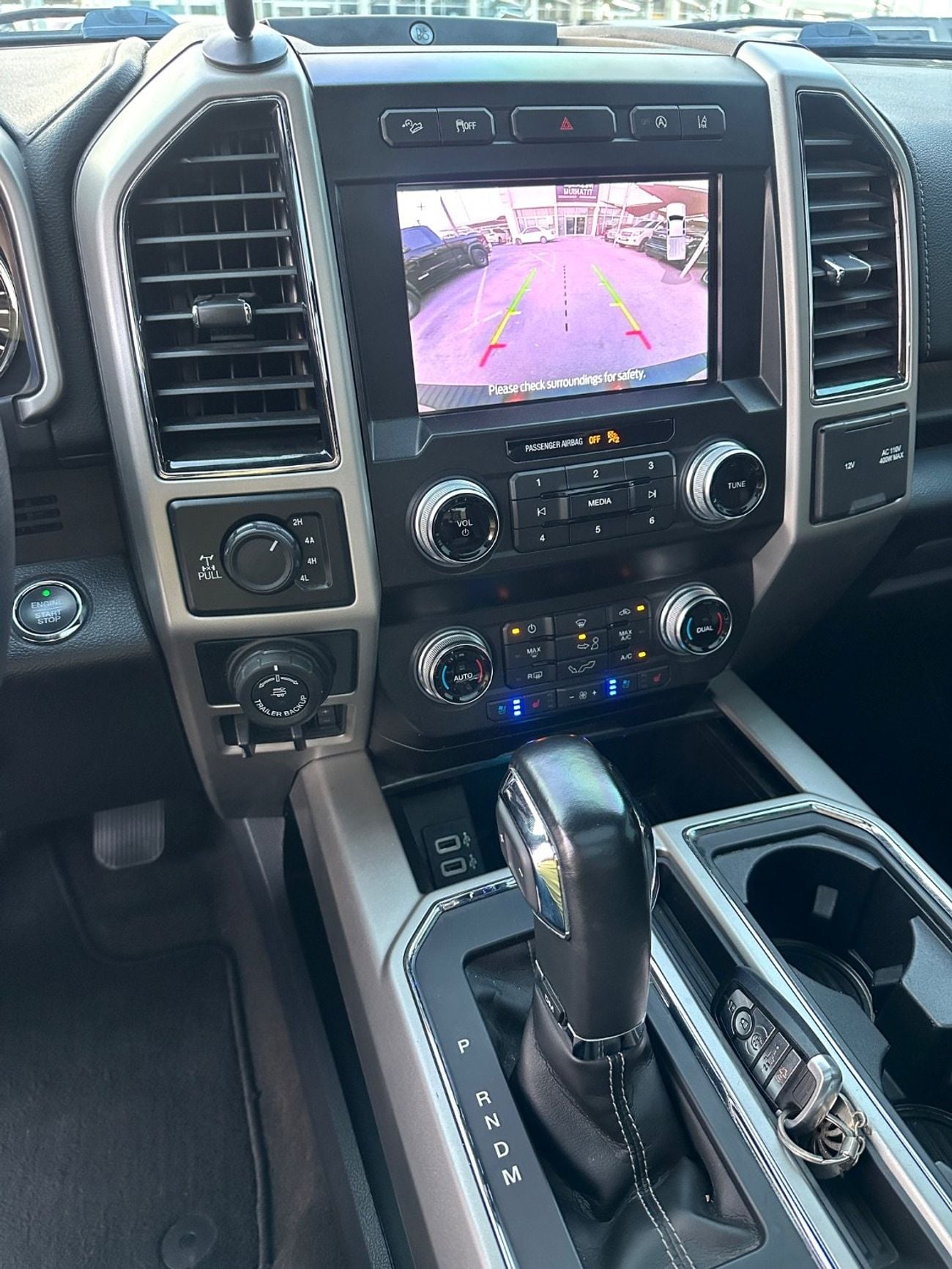 Ford F-150 LARIAT