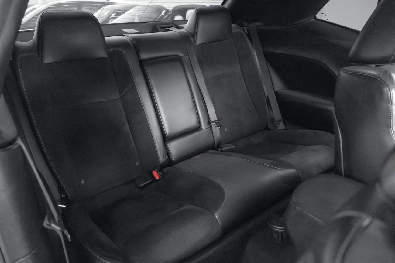 Dodge Challenger R/T Shaker 5.7L (372 HP)