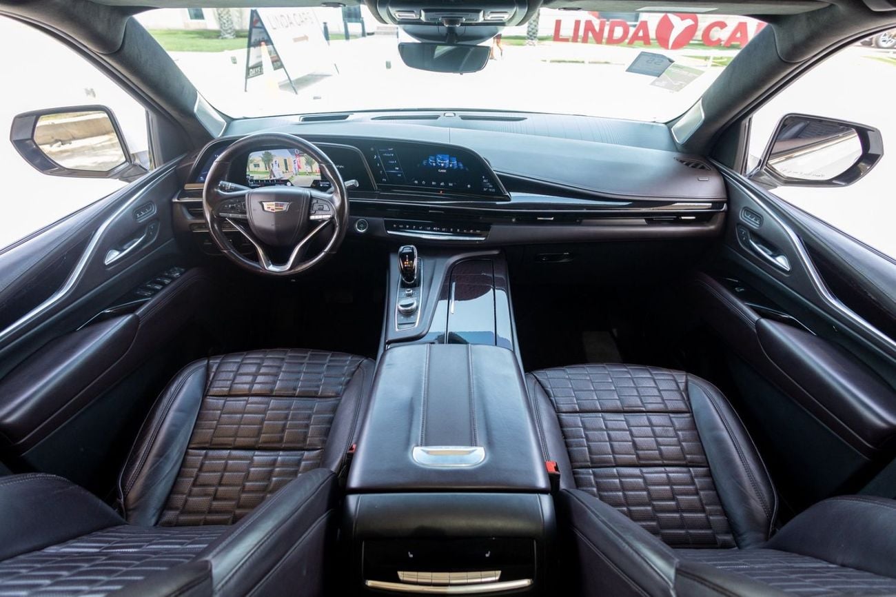 Cadillac Escalade Sport Platinum 6.2L 4WD Cadillac Escalade 2021 GCC | Warranty