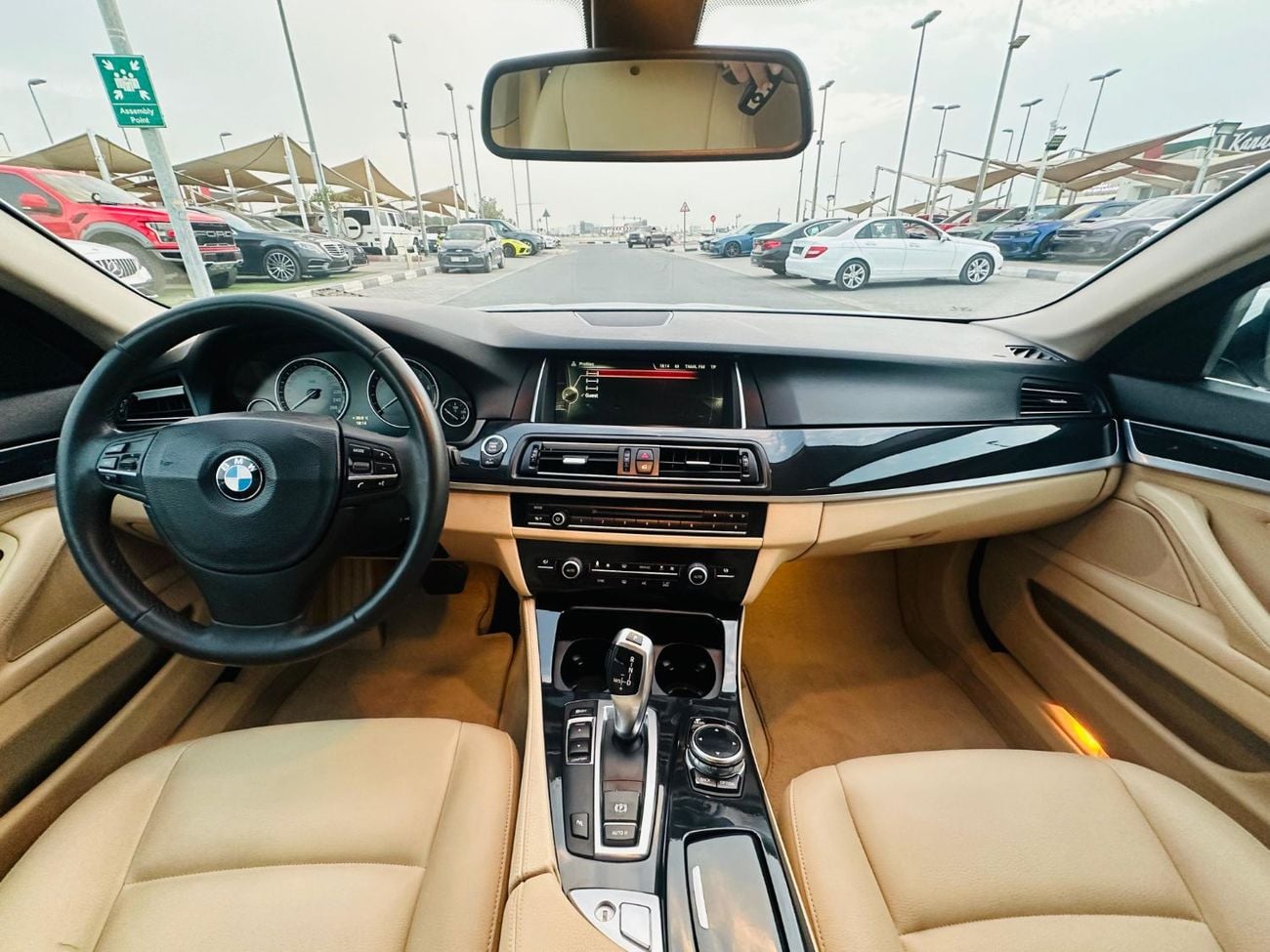 بي أم دبليو 520i