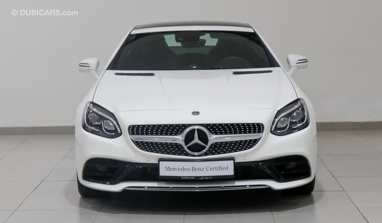 مرسيدس بنز SLC 200 low mileage with AMG body kit