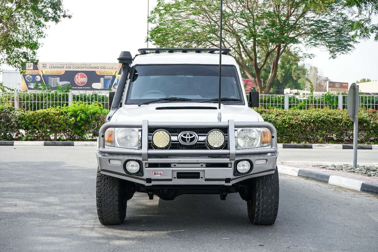 تويوتا لاند كروزر 70 The 2013 Toyota Land Cruiser Hardtop is a rugged, off-road focused SUV from the legendary 70 Series