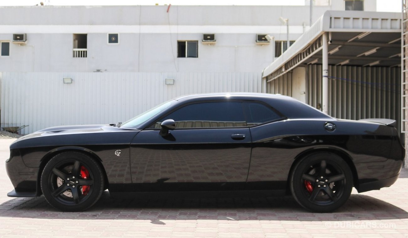 Dodge Challenger SRT