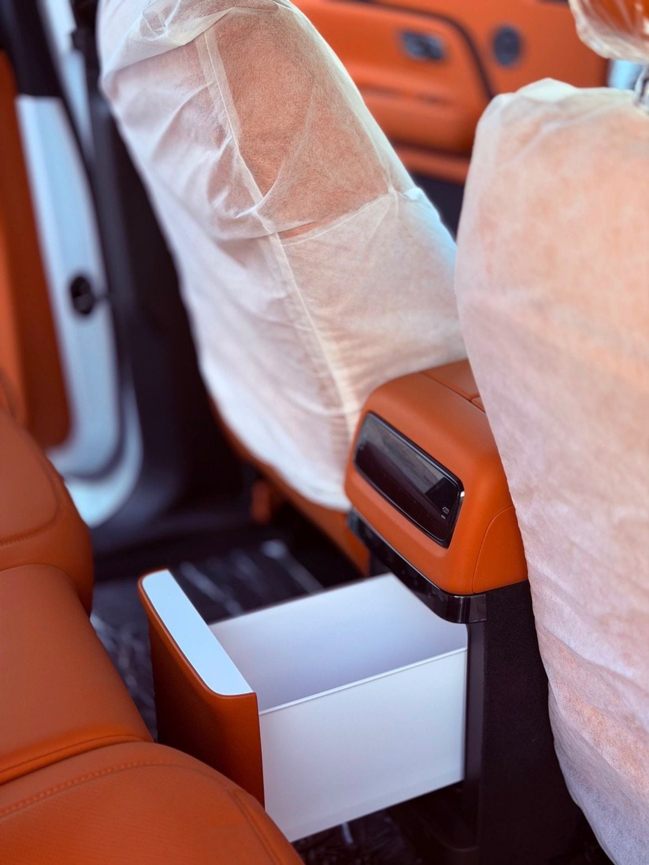 ROX Adamas ROX Adamas 2026 7-Seater Connected Configuration EVS 5-Year Warranty
