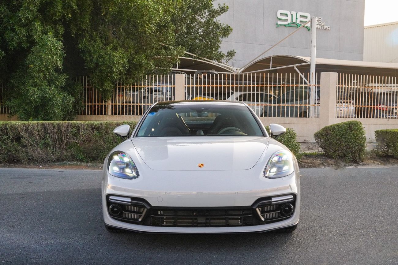 Porsche Panamera GTS 4.0L (455 HP)