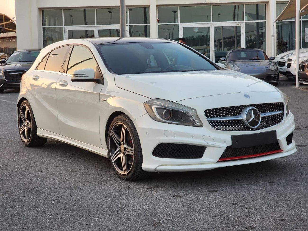 مرسيدس بنز A 250 Mercedes A250 kit AMG _GCC_2015_Excellent Condition _Full option