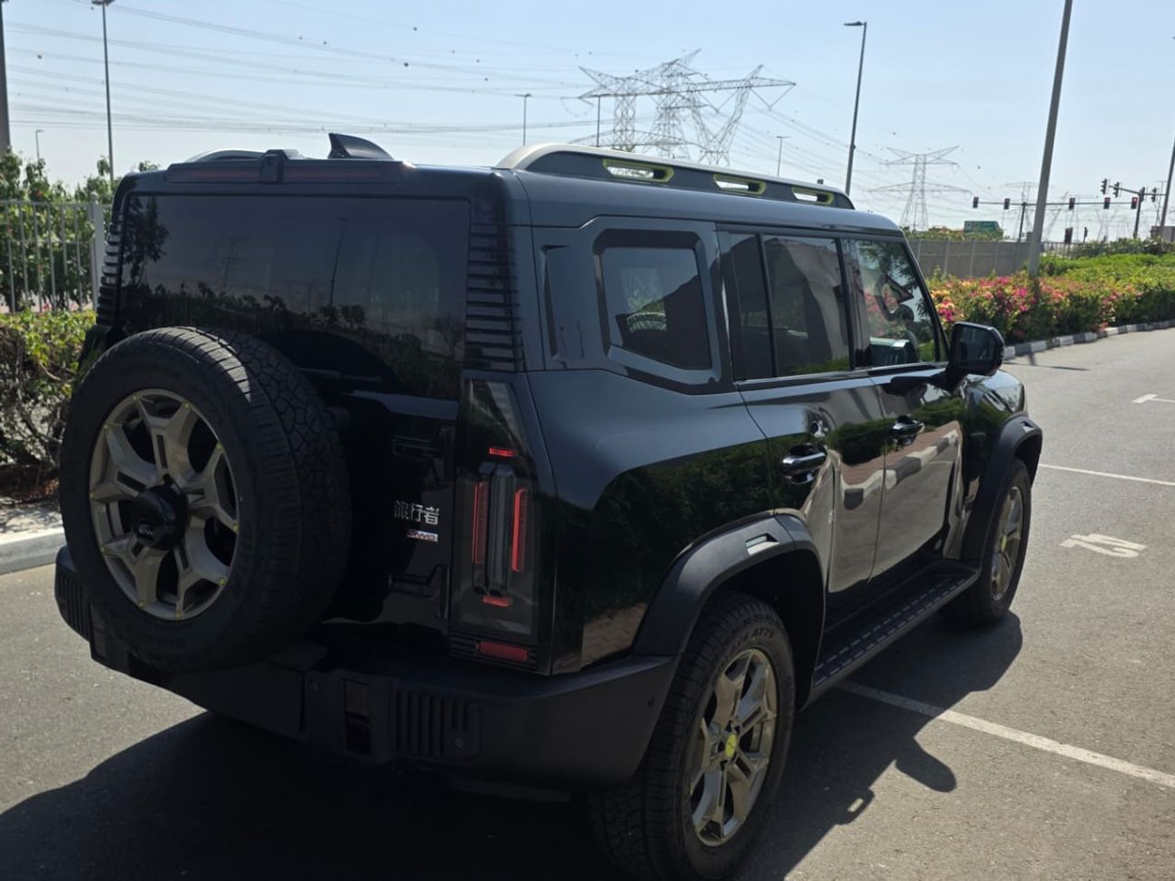 Jetour T2 Luxury 2.0L 8 GEAR SONY SOUND SYSTEM FOR LOCAl