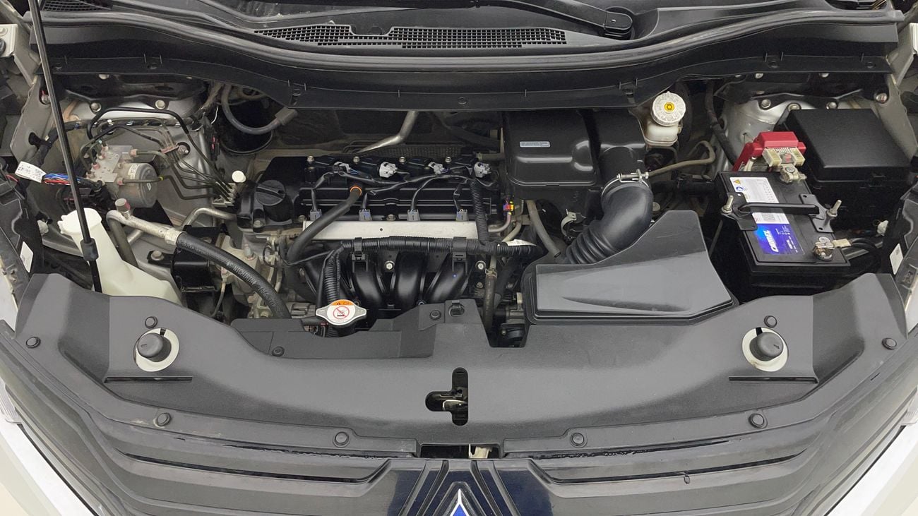 ميتسوبيشي إكسباندر MIDLINE 1.5 | بدون دفعة مقدمة | اختبار القيادة في المنزل