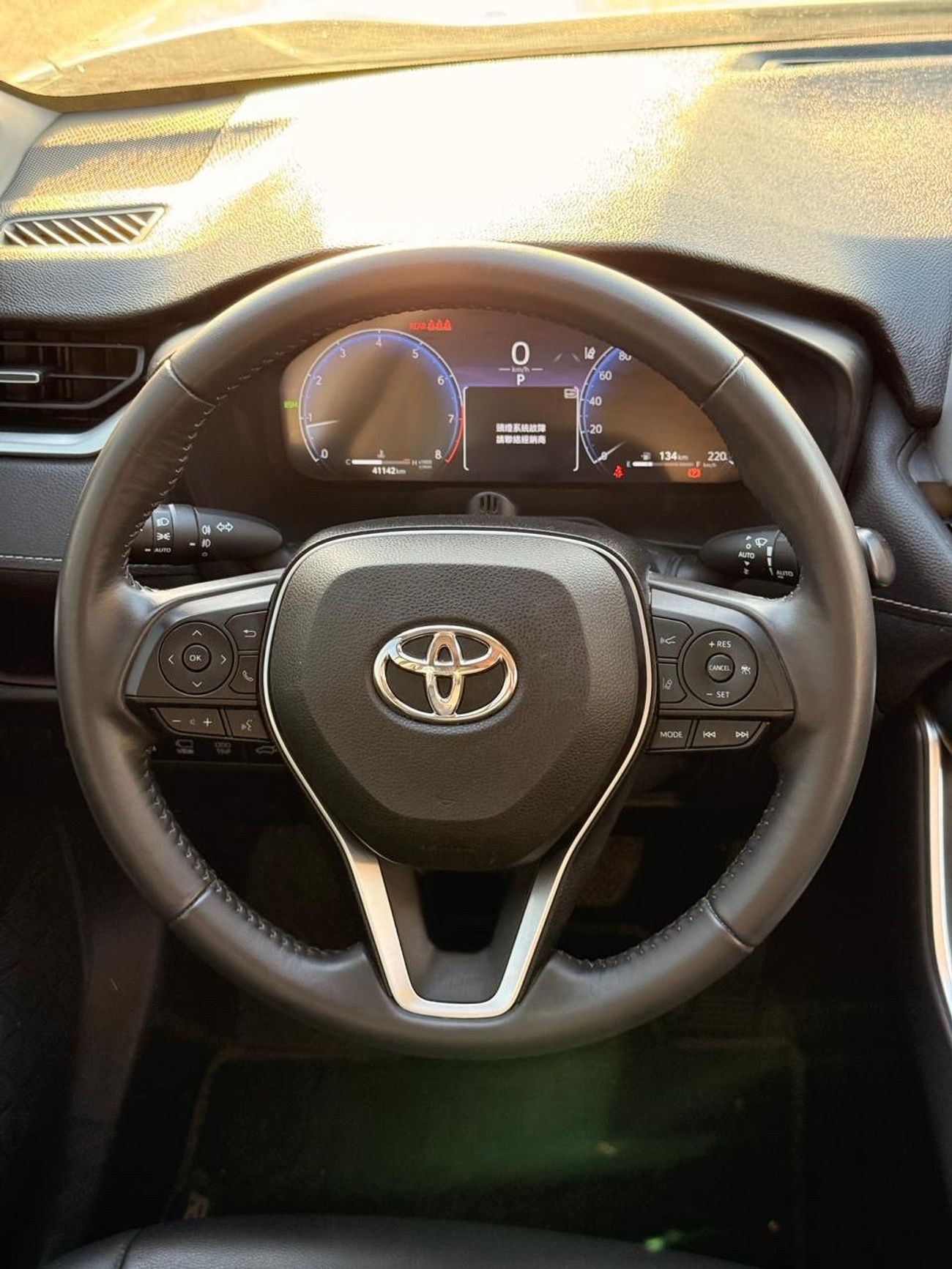 Toyota RAV4 2.0 L Full Option 360 camera, leather seat Push start, push start 2023 Japan car