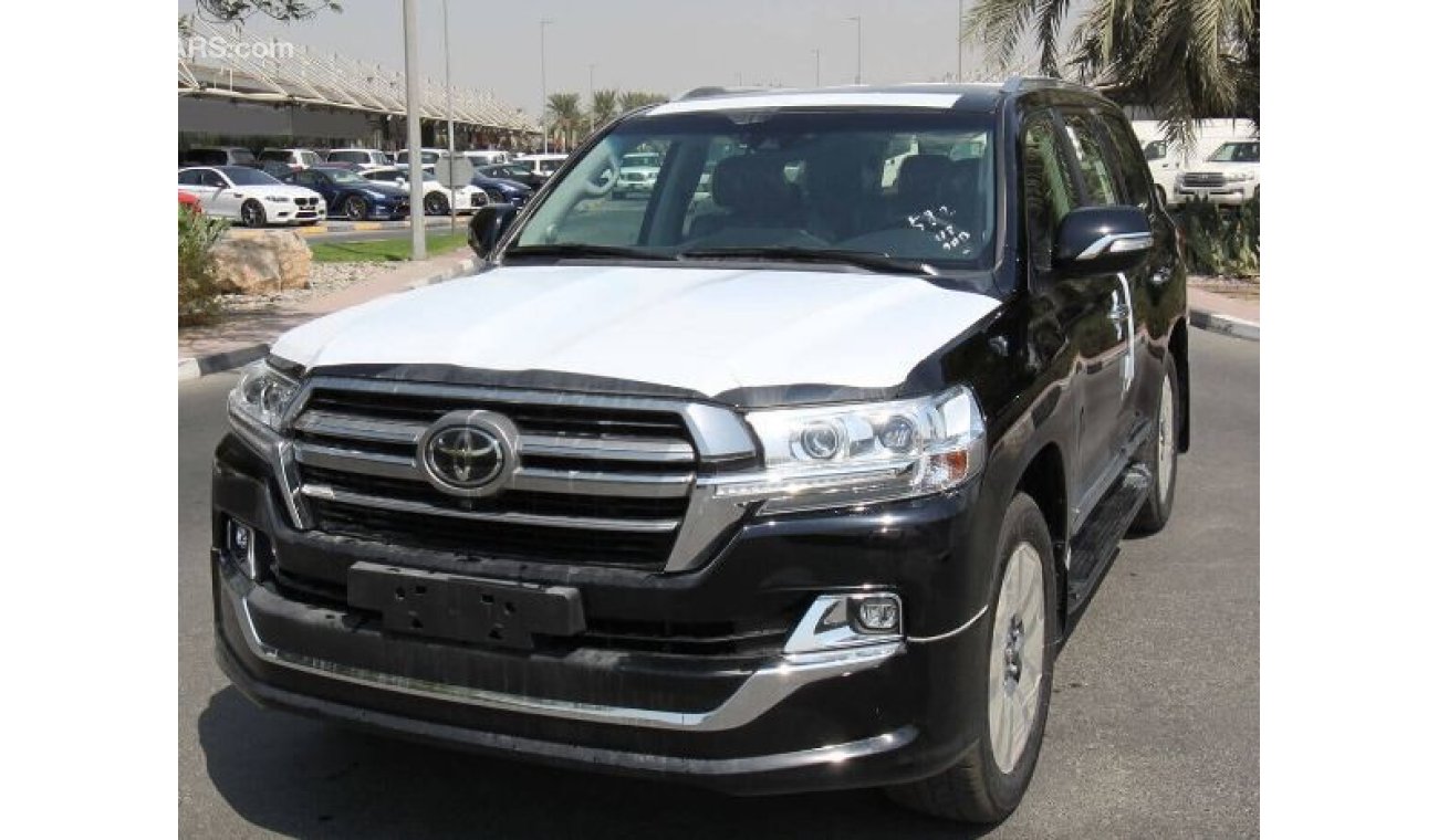 Toyota Land Cruiser VXR 5.7 L Petrol Full Option