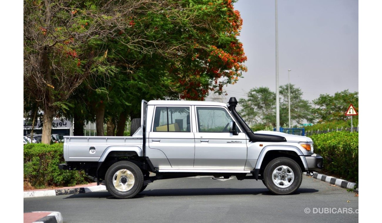 Toyota Land Cruiser Pick Up Double Cab LX Limited V8 4.5L Diesel MT 4x4