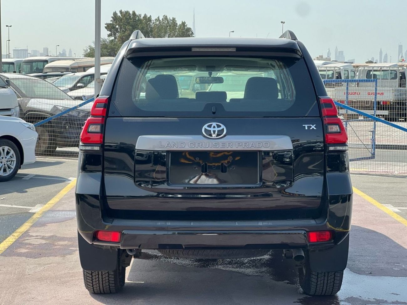 تويوتا برادو TX 2.7L TOYOTA PRADO 250 TX 2.7P AT  2023