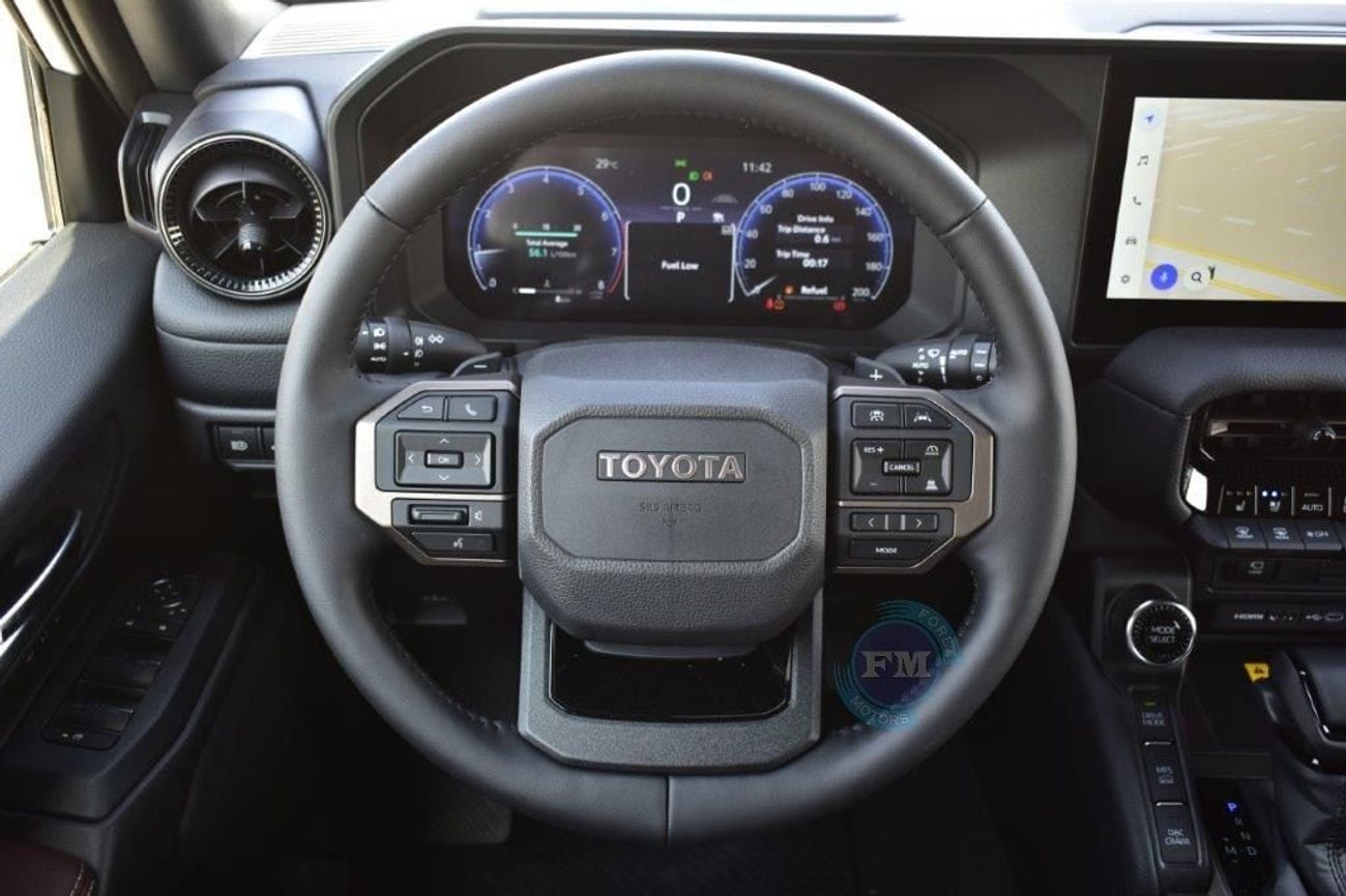 تويوتا برادو Luxury 2.4L Petrol 4WD 7 Seat Automatic