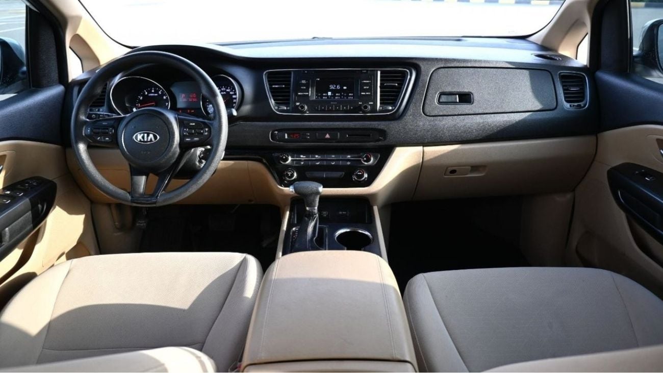 كيا كارنيفال كيا كرنفال 2020 خليجي بحالة ممتازة بدون حوادث صبغ وكالة