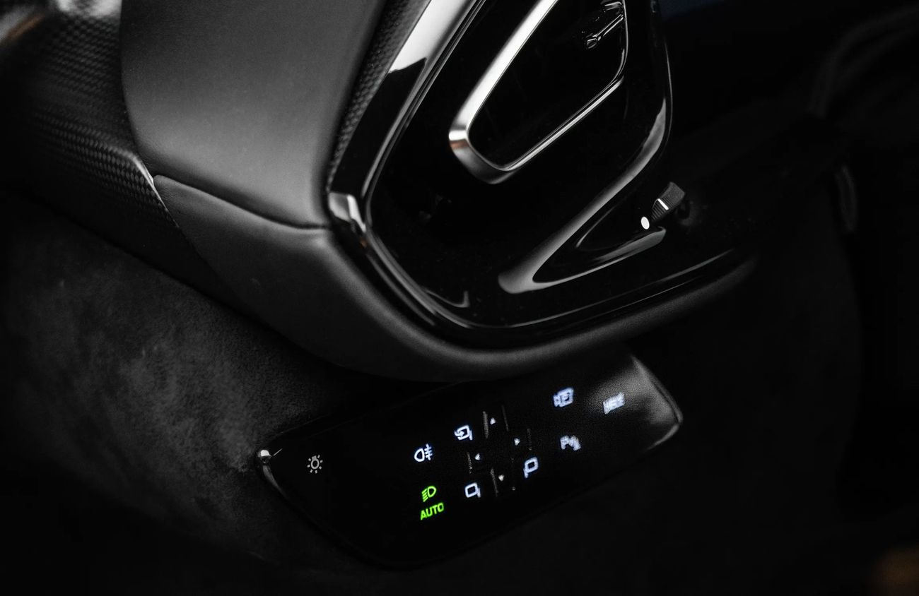 فيراري 12سيلندري ⁠6.5L Naturally Aspirated V12 Engine