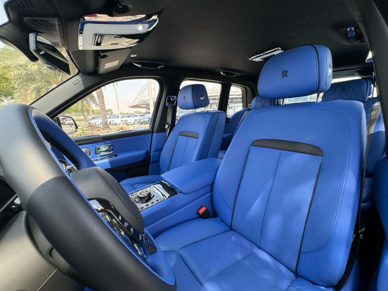 Rolls-Royce Cullinan GCC SPEC NEAT AND CLEAN LESS KILOMETER
